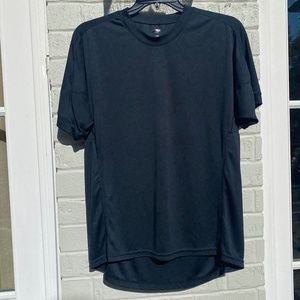 Layers short sleeve athletic t-shirt black large